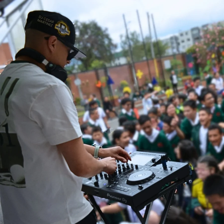 DJ CM